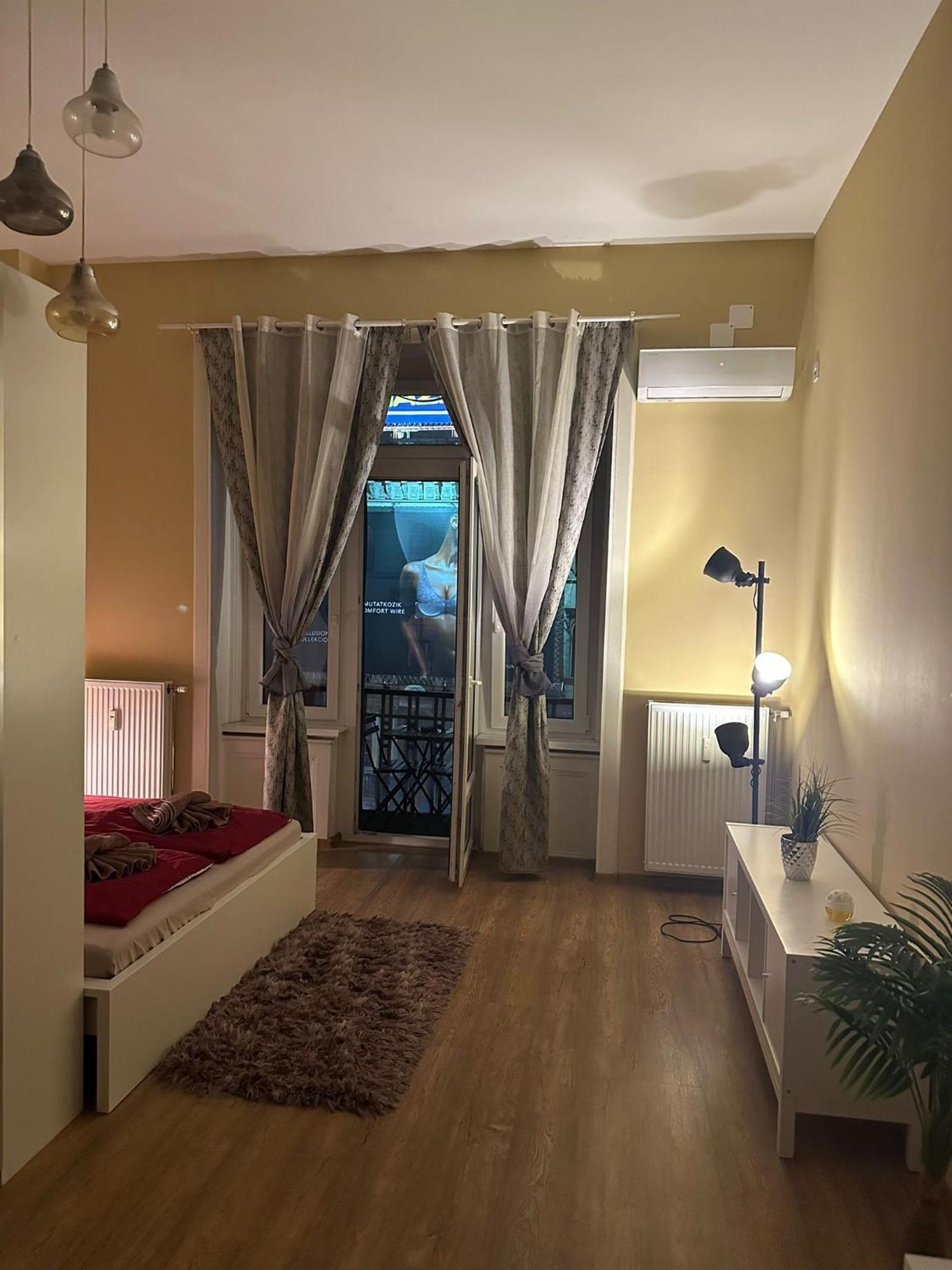 Be Best Apartment Будапеща Екстериор снимка